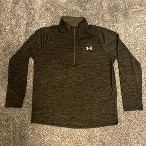 Men’s Under Armour long sleeve quarter zip size large